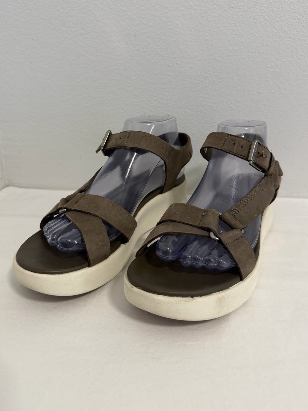 Timberland Los Angeles wing sport sandals olive green buckle adjustable Sz8.5W